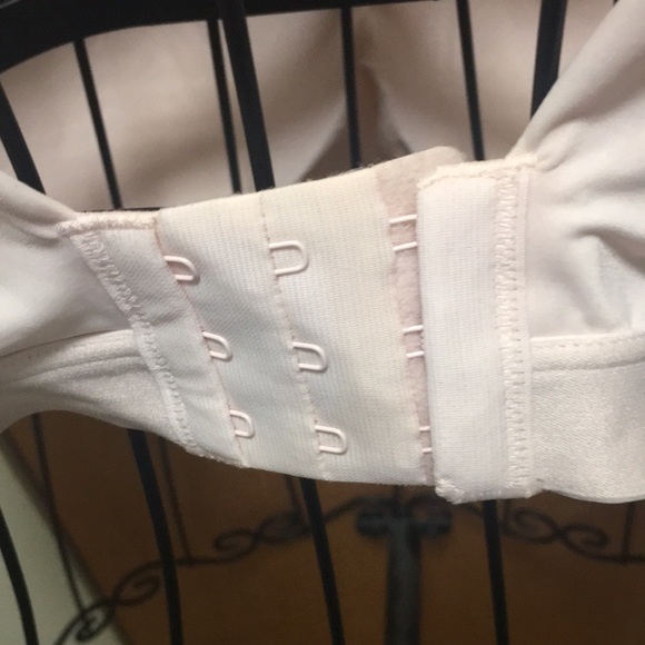 NWOT Warner’s Pink Bra - Picture 5 of 6